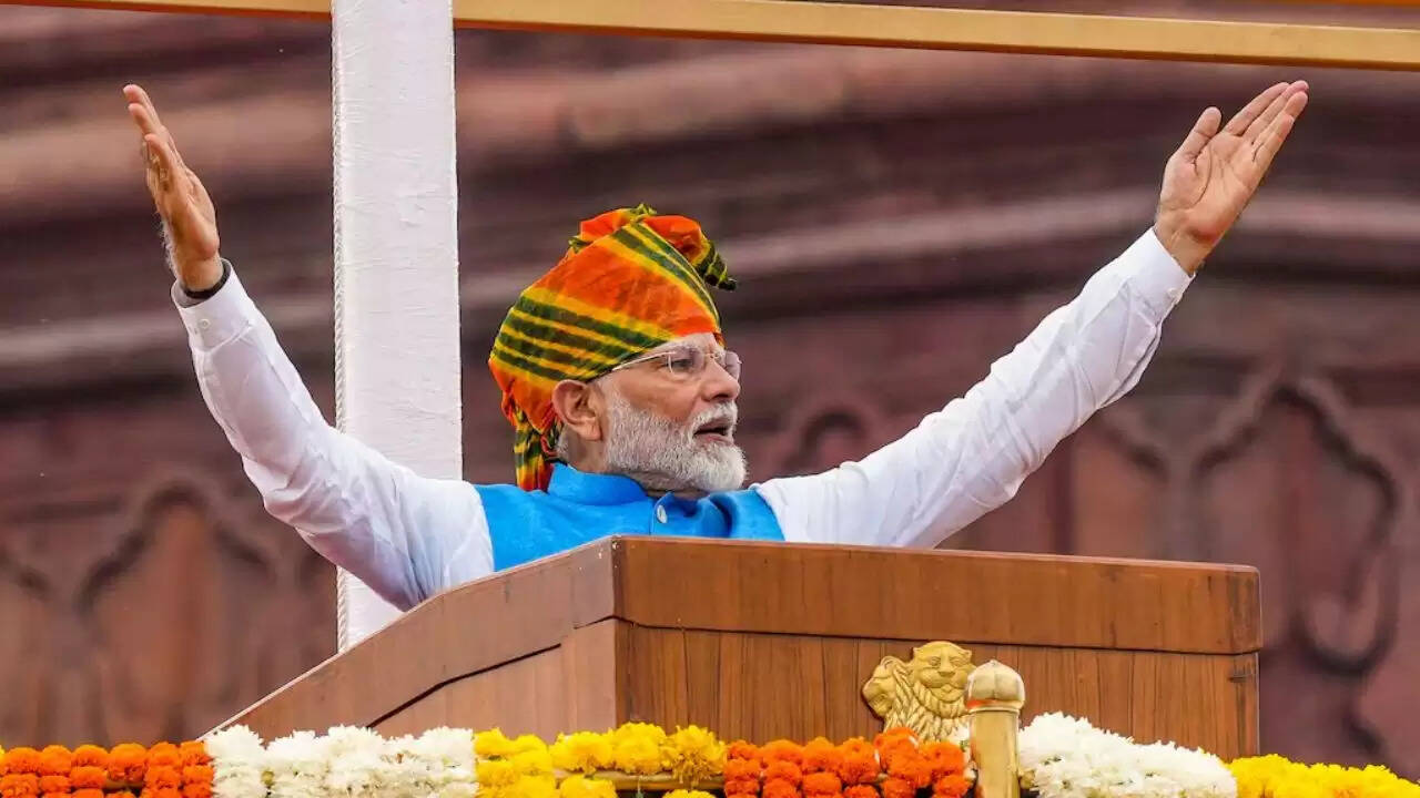 प्रधानमंत्री मोदी का 75वां जन्मदिन: देशभर में उत्सव और नई योजनाओं की घोषणा