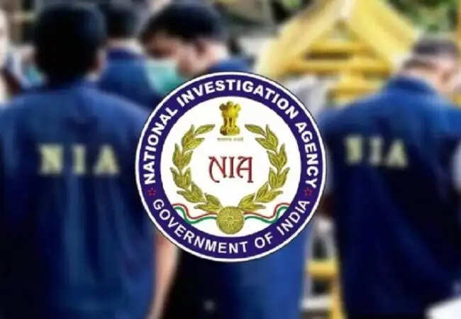 NIA की कश्मीर में आतंकवाद से जुड़े मामलों पर छापेमारी