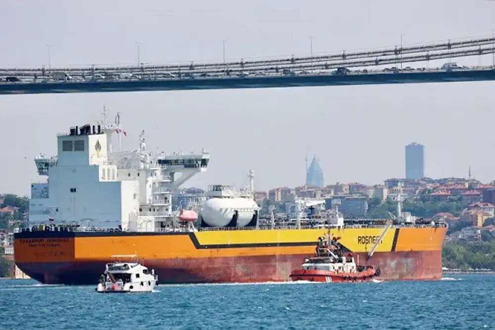 भारत को रूस से तेल खरीदने के लिए अमेरिका ने दी 30 दिन की छूट