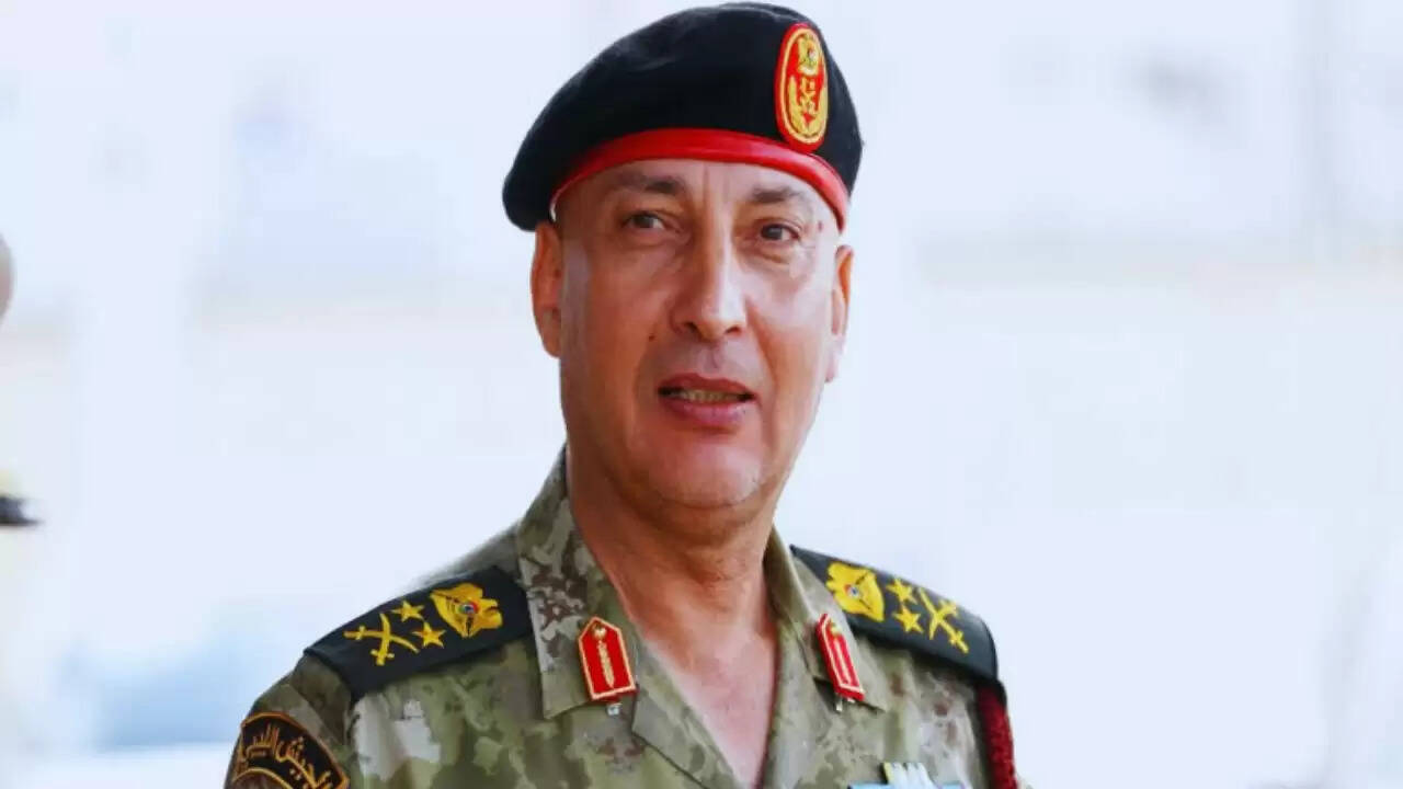 लीबिया के सैन्य प्रमुख की विमान दुर्घटना में मौत: तुर्की से लौटते समय हुआ हादसा