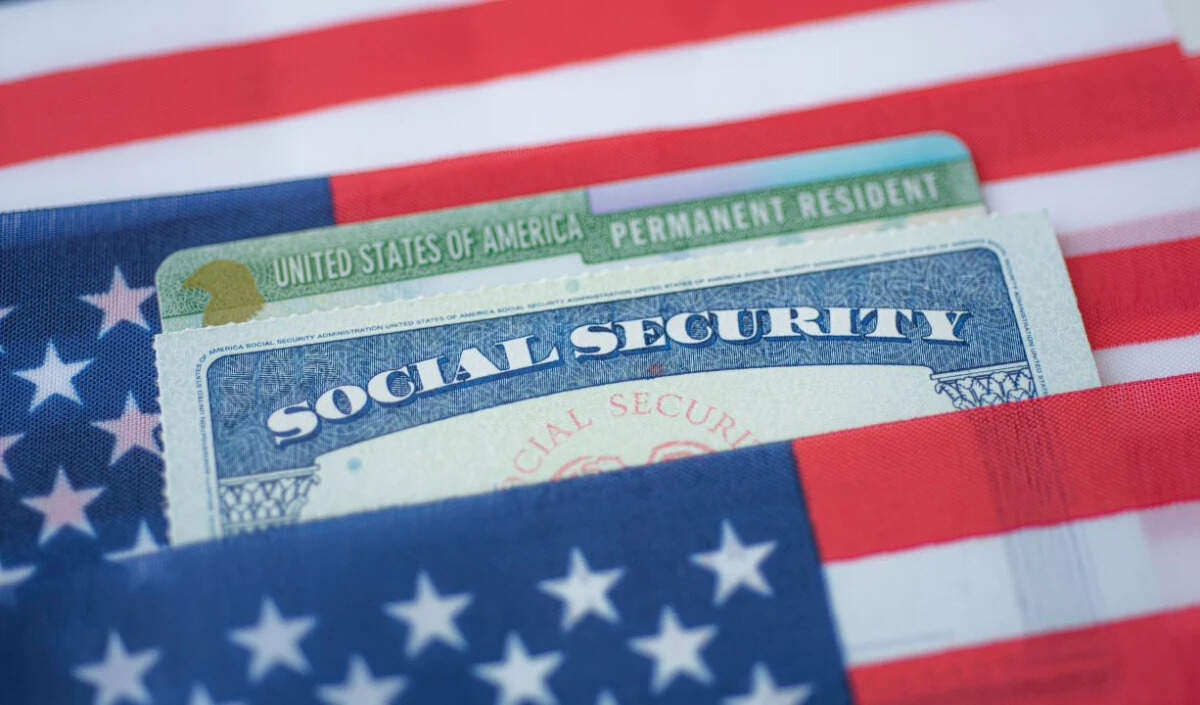 अमेरिकी इमिग्रेशन नीति में संभावित बदलाव: ट्रैवल बैन का प्रभाव