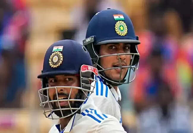 भारत ने इंग्लैंड के खिलाफ चौथे टेस्ट में 358 रन पर किया ऑलआउट