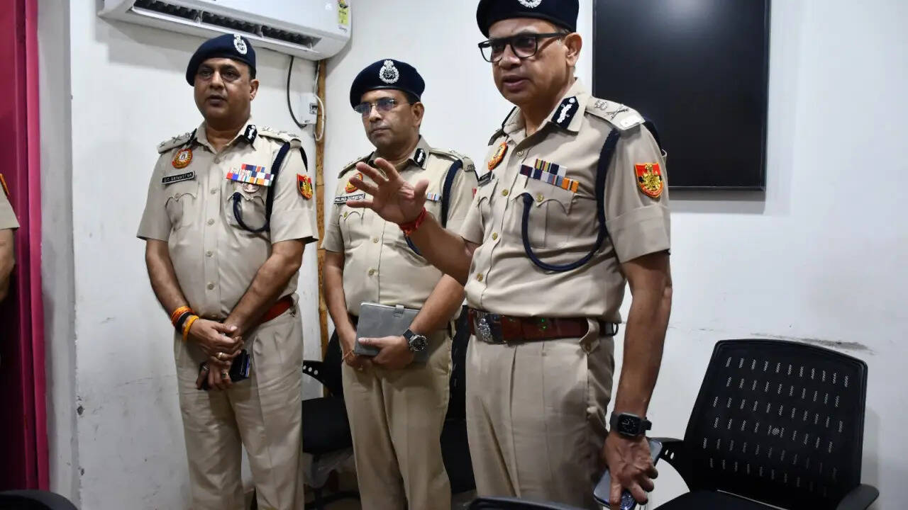 दिल्ली पुलिस का सुरक्षा निरीक्षण: क्या है नई रणनीति?
