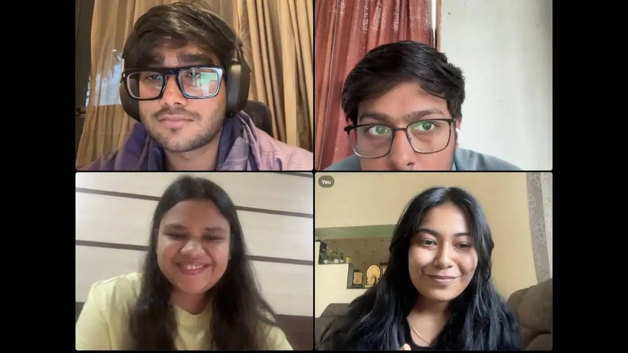 जन्मदिन का केक पहुंचा गलत शहर: दीपशिखा की मजेदार कहानी