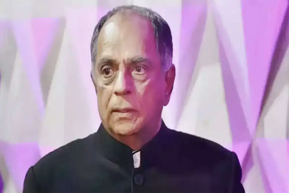 फिल्म निर्माता पहलाज निहलानी का निधन, फिल्म इंडस्ट्री में शोक की लहर