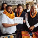 फरीदाबाद कोर्ट में एडवोकेट हरीश पाराशर का भव्य स्वागत