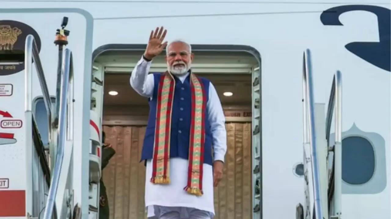 प्रधानमंत्री मोदी की जापान और चीन यात्रा: रणनीतिक साझेदारी को बढ़ावा देने की योजना