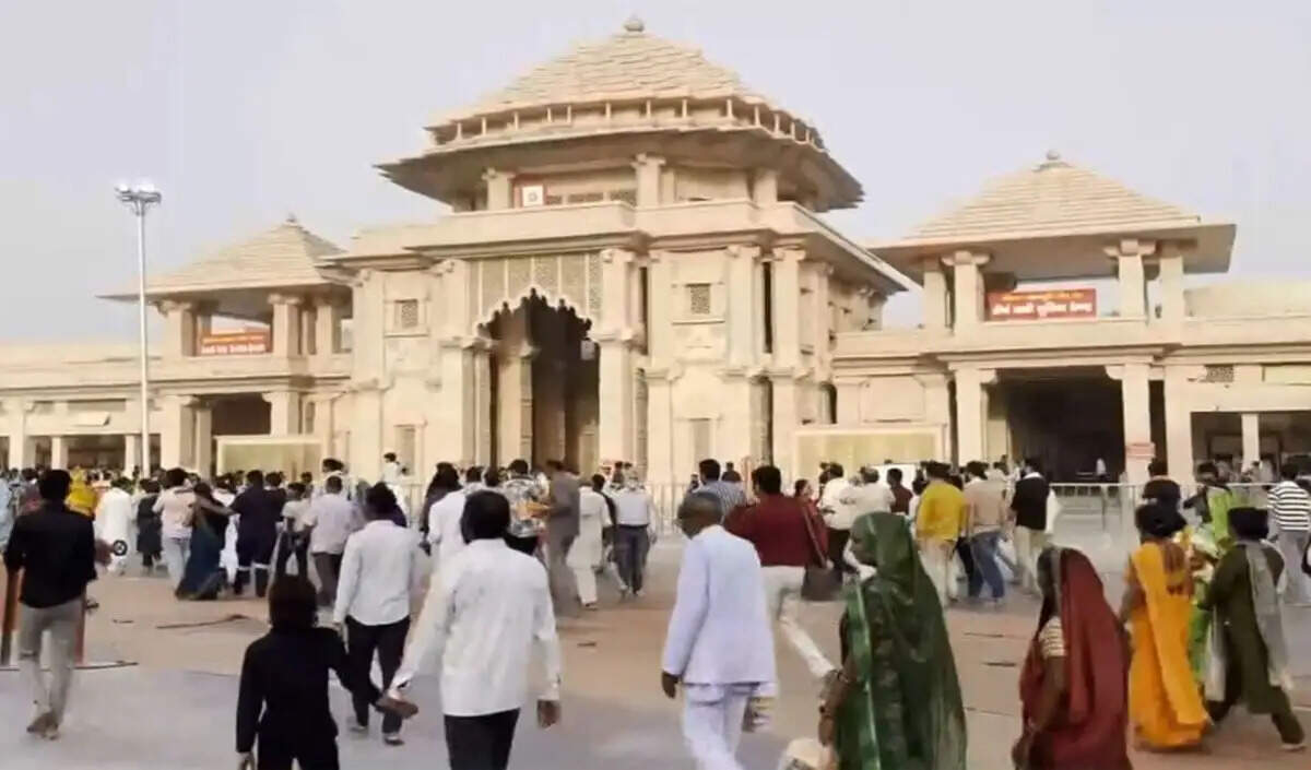 अयोध्या राम मंदिर दान में अनियमितताओं की जांच: एसआईटी ने की पूछताछ