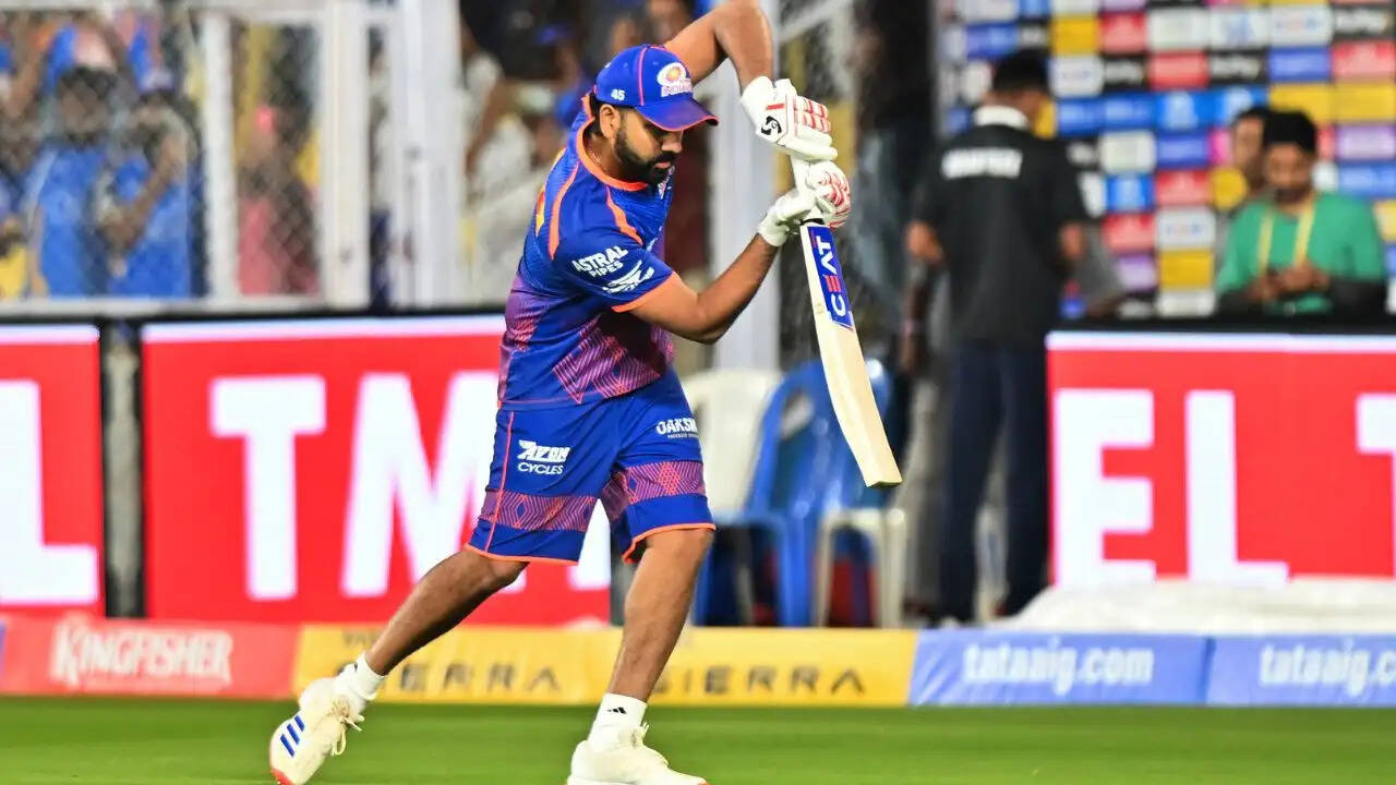 रोहित शर्मा के जन्मदिन से पहले मुंबई इंडियंस को बड़ा झटका