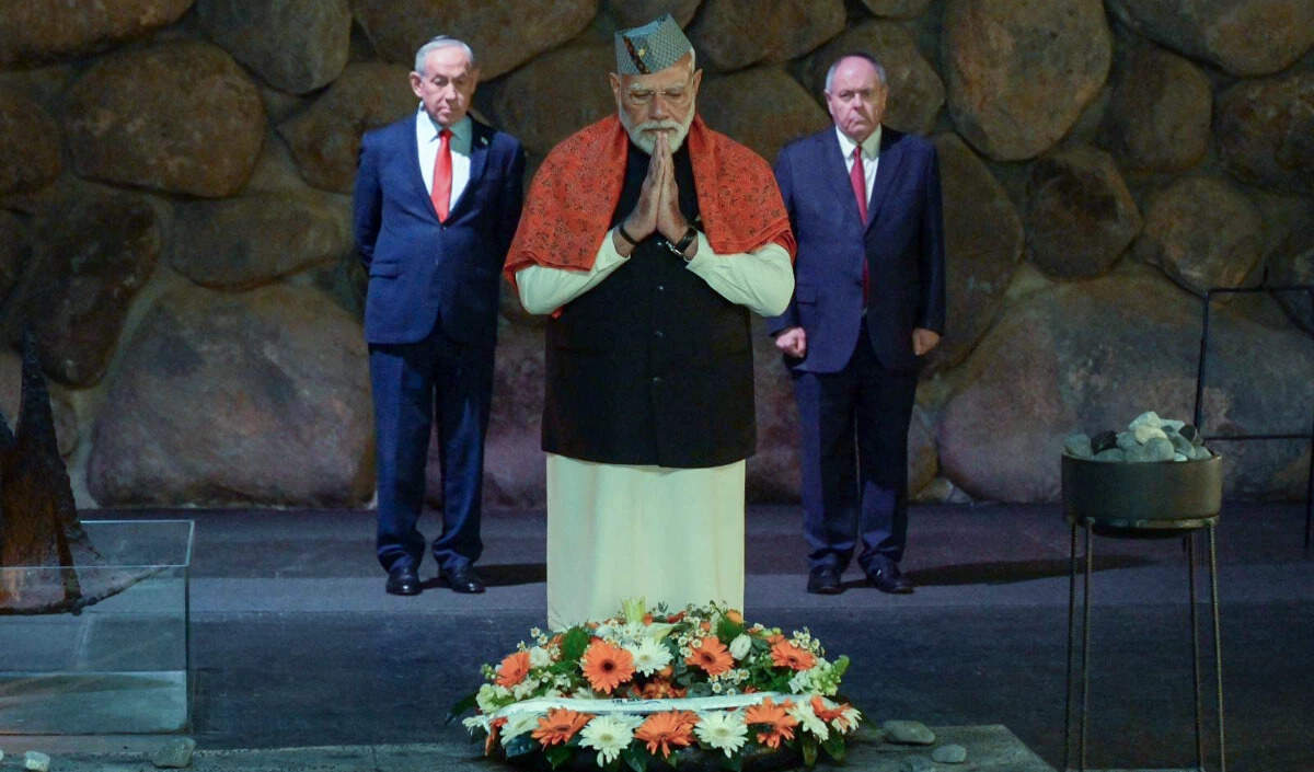 प्रधानमंत्री मोदी की इजराइल यात्रा: होलोकॉस्ट स्मारक पर श्रद्धांजलि