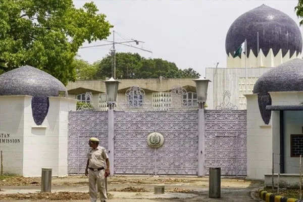 पाकिस्तानी उच्चायोग के जासूसी नेटवर्क का खुलासा, सिविल इंजीनियर गिरफ्तार
