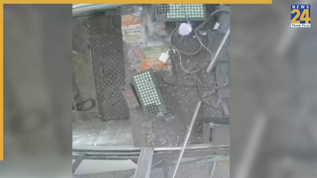 जयपुर टोल प्लाजा पर ट्रक के टायर के फटने से मची अफरा-तफरी