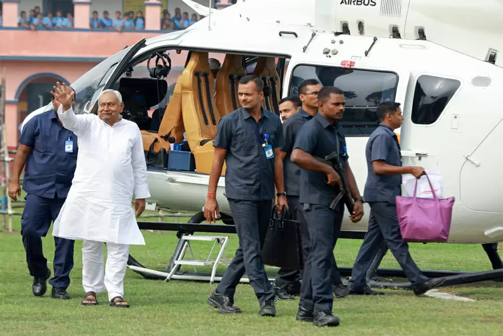 बिहार विधानसभा चुनाव: एनडीए की संभावनाएं और नीतीश कुमार की रणनीति