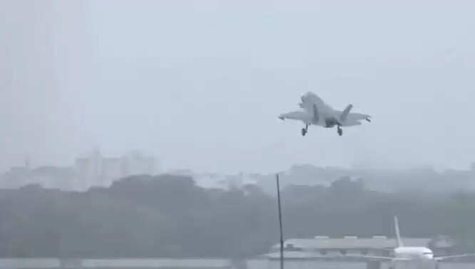 ब्रिटिश F-35B लड़ाकू विमान की तिरुवनंतपुरम से वापसी