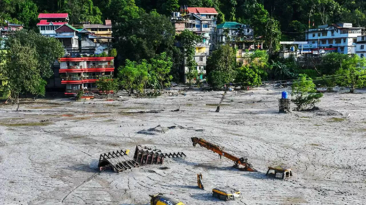 मानसून की तबाही: क्या जलवायु परिवर्तन है असली कारण?