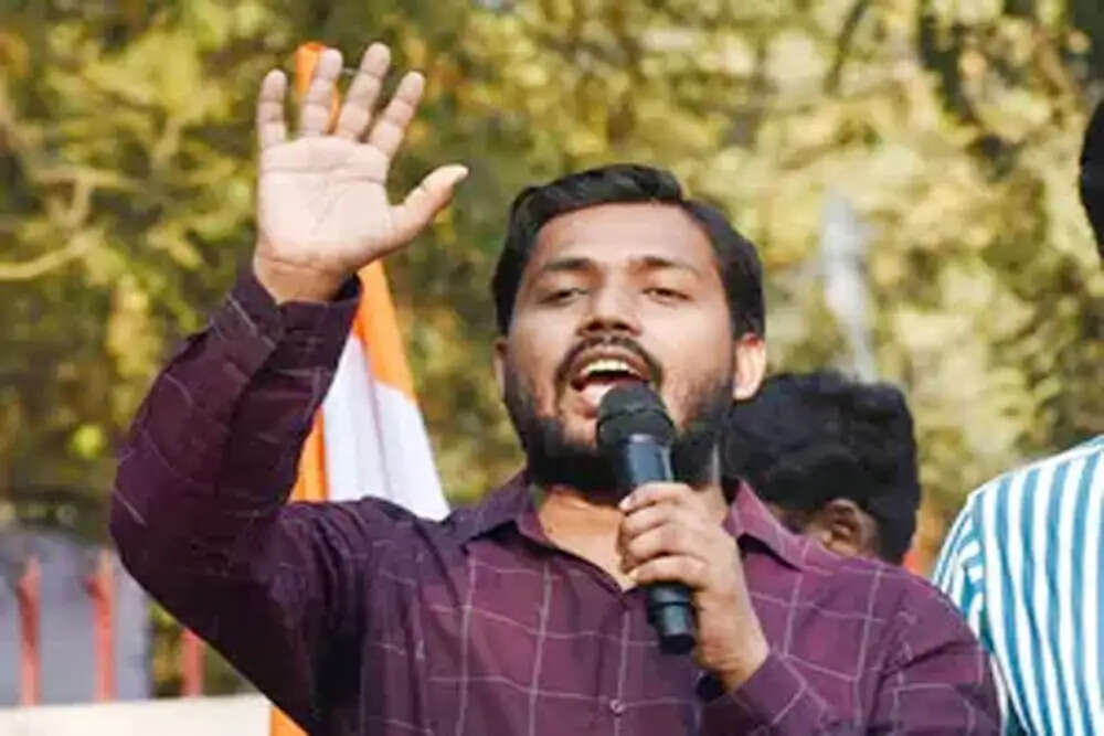 पटना अदालत ने खान सर को फायरिंग मामले में दी अंतरिम राहत