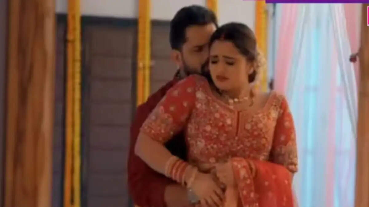 खेसारी लाल यादव और नीलम गिरी का रोमांस: &lsquo;राते भर में&rsquo; ने बढ़ाई गर्मी