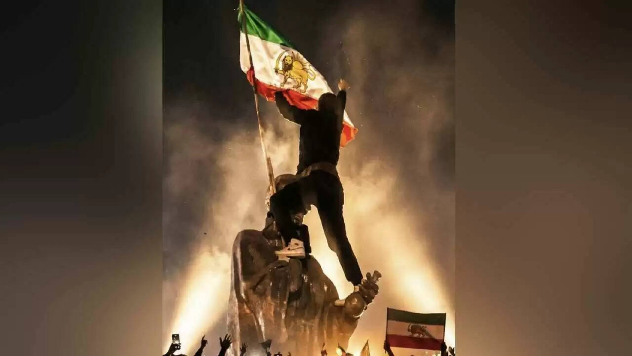 ईरान में अस्थिरता: भारत और क्षेत्रीय राजनीति पर प्रभाव