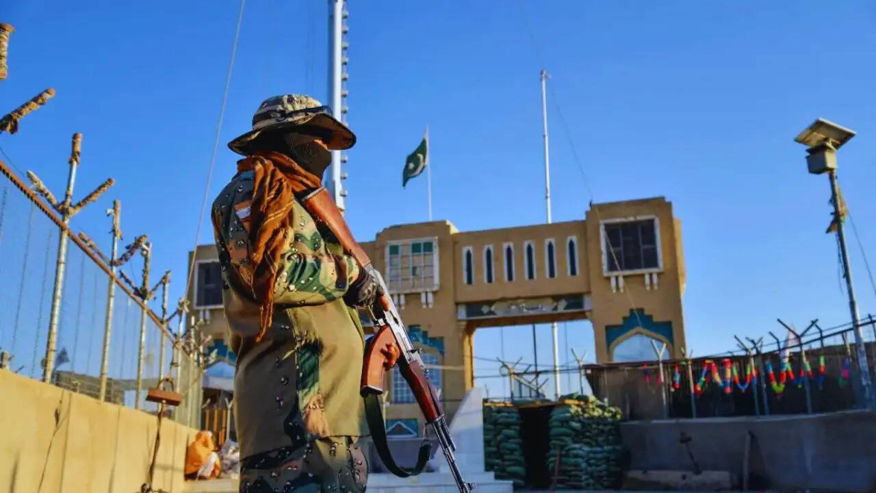 पाकिस्तान और अफगानिस्तान सीमा पर बढ़ता तनाव: ऑपरेशन गजब लिल-हक की सच्चाई