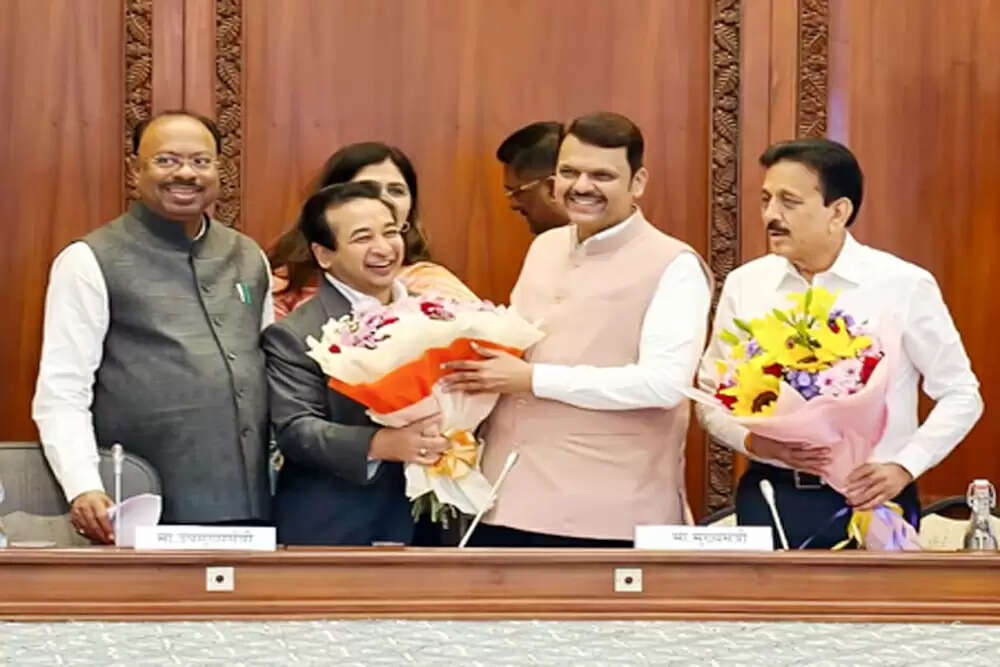 महाराष्ट्र में भाजपा की महायुति की चुनावी जीत पर नेताओं की प्रतिक्रिया