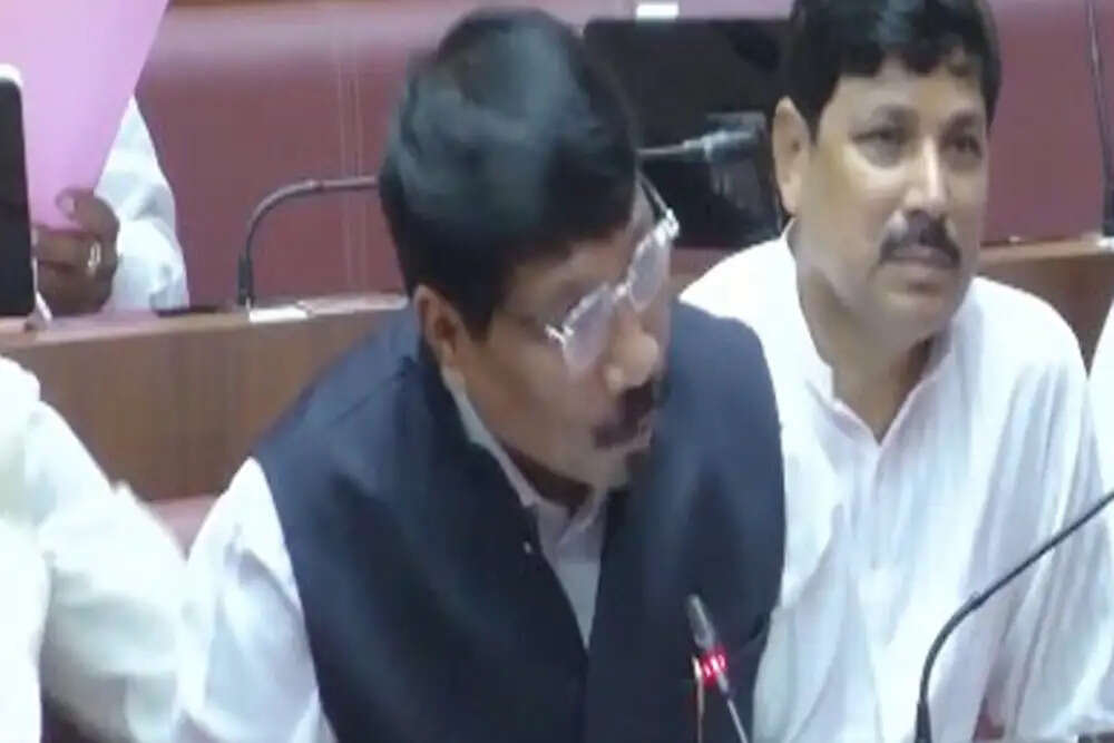 असम में यूनिफॉर्म सिविल कोड बिल का प्रस्ताव: विवाह और तलाक के नए नियम