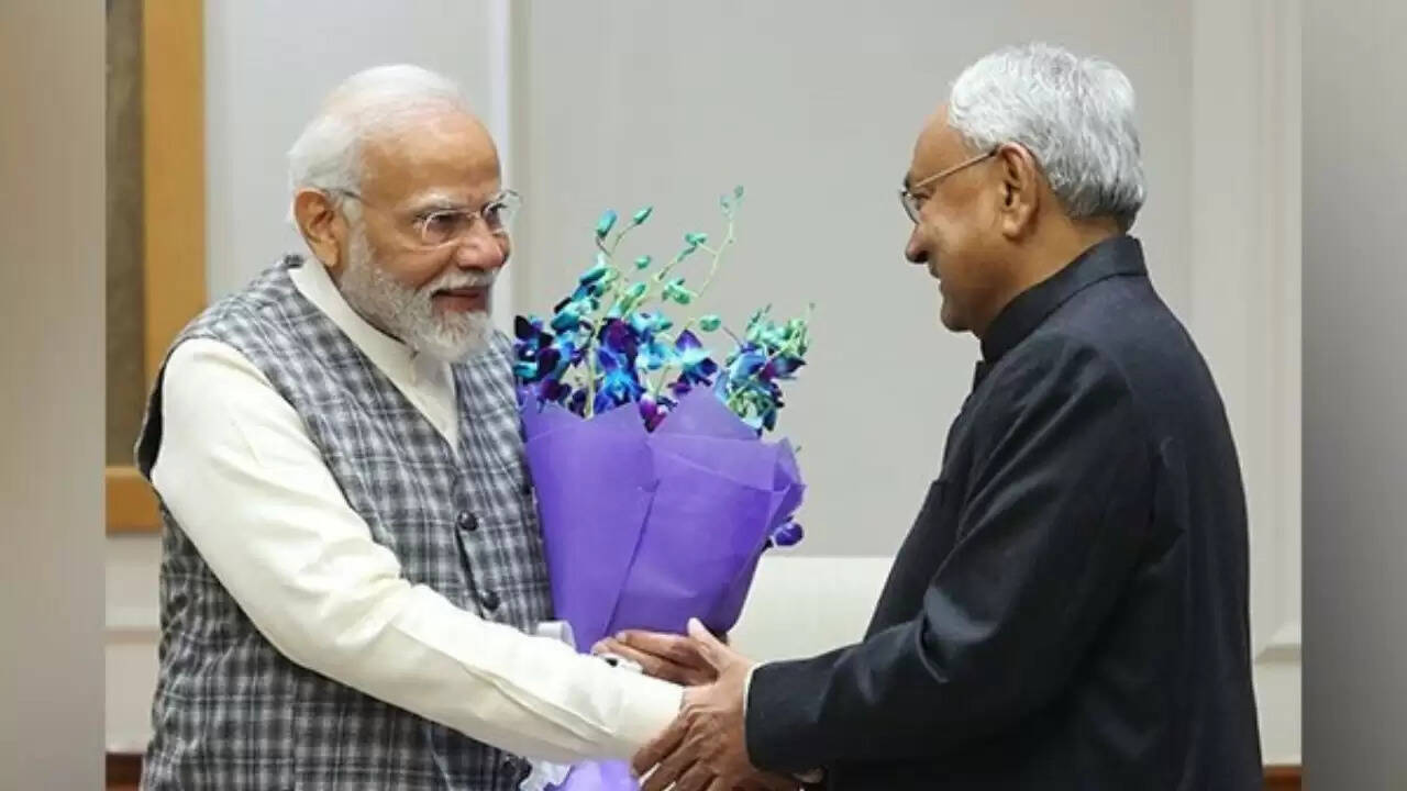 बिहार विधानसभा चुनाव 2025: एग्जिट पोल्स में NDA की बढ़त