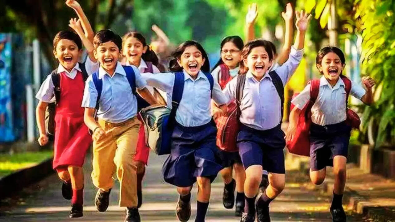 जम्मू-कश्मीर में गर्मी का कहर, स्कूलों की छुट्टियां पहले शुरू