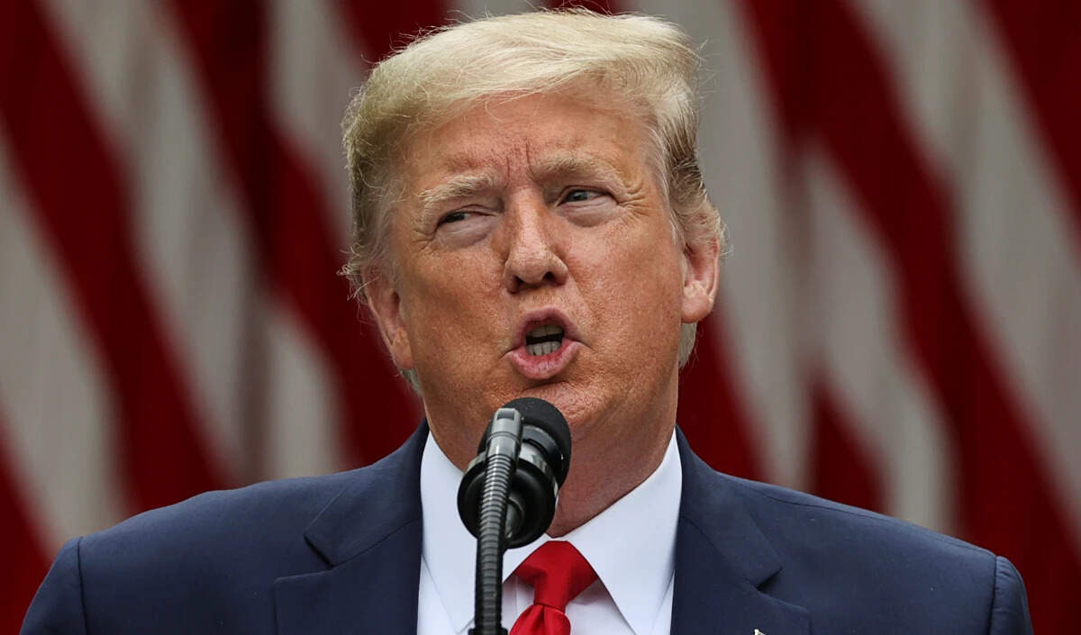 अमेरिका ने ईरान के समर्थन में 32 व्यक्तियों और संस्थाओं पर लगाया प्रतिबंध