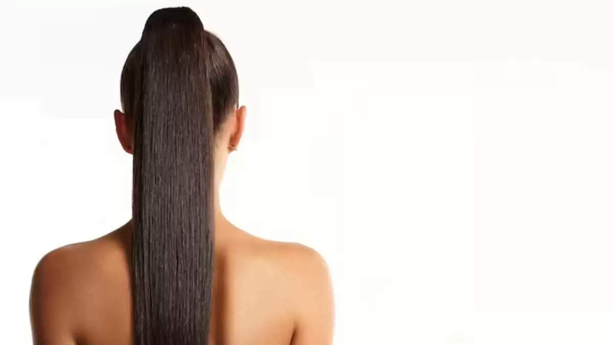 घरेलू तेल से बालों की देखभाल: लंबाई और घनत्व बढ़ाने का आसान तरीका