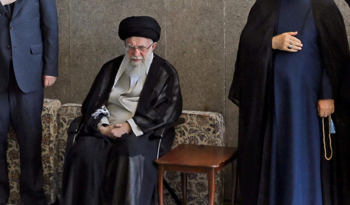 ईरान में प्रदर्शनकारियों पर खामेनेई का कड़ा बयान, ट्रंप को ठहराया जिम्मेदार