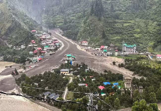 उत्तरकाशी में भूस्खलन से उत्पन्न संकट: धराली के निवासियों की आपबीती