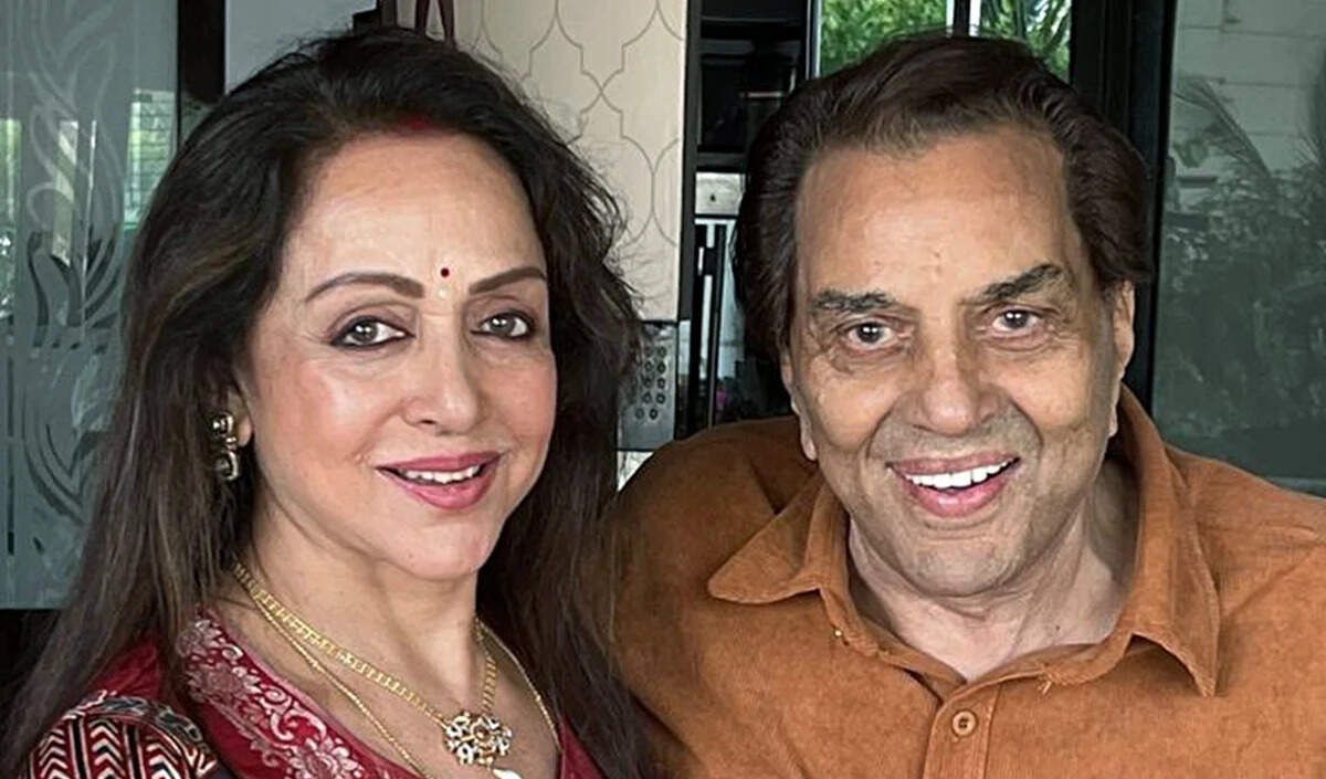 धर्मेंद्र की अस्पताल से छुट्टी, घर पर जारी रहेगा इलाज