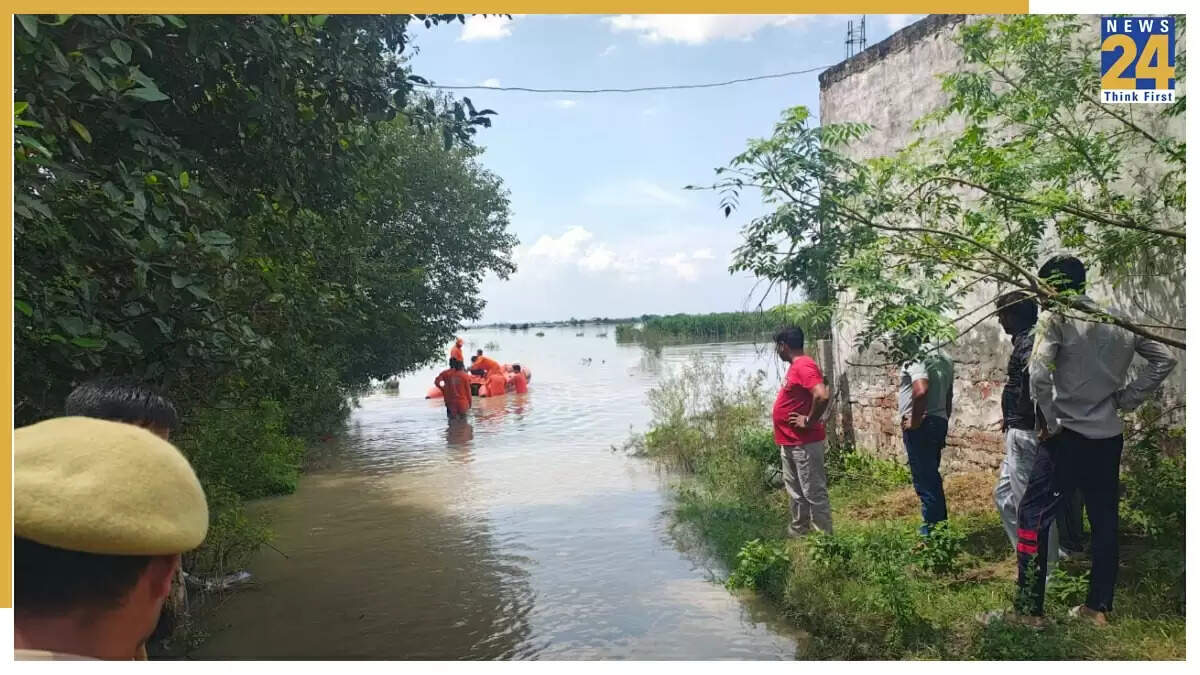 ग्रेटर नोएडा में यमुना का जलस्तर घटा, लोग लौटने लगे अपने घर
