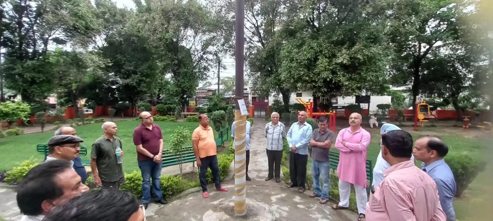 लखनऊ में 'एक पेड़ माँ के नाम' पौधारोपण कार्यक्रम का आयोजन