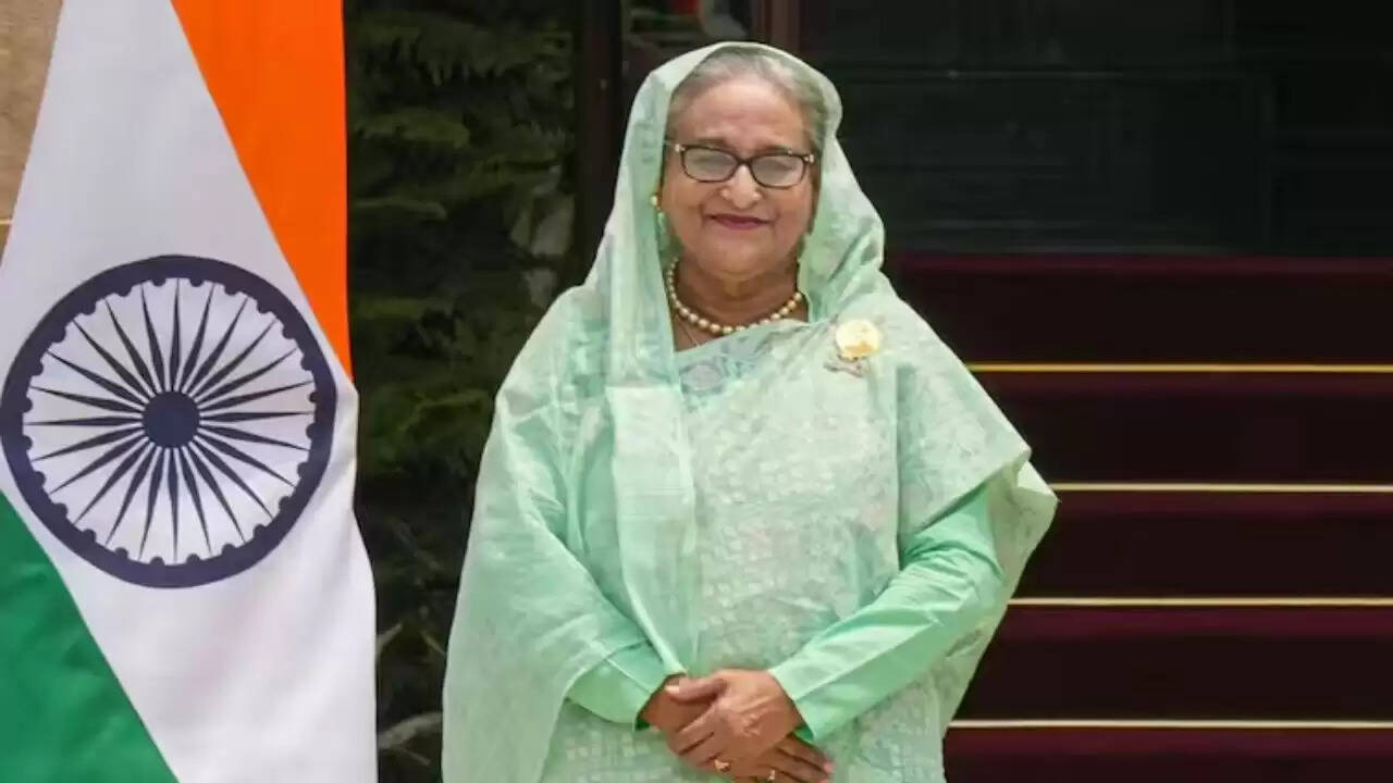 शेख हसीना की भारत में शरण: बांग्लादेशी संकट के पीछे की गोपनीय रणनीति