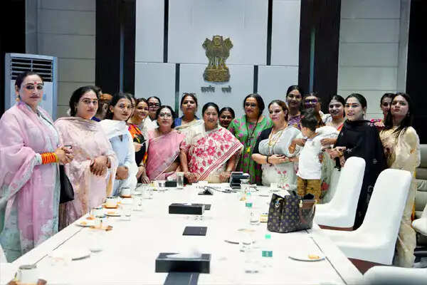 दिल्ली सरकार का ट्रांसजेंडर समुदाय के लिए बजट में विशेष ध्यान