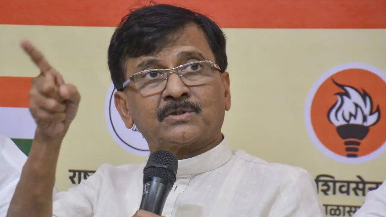 संजय राउत ने ममता बनर्जी की रणनीति पर उठाए सवाल, राहुल गांधी से बातचीत की आवश्यकता बताई