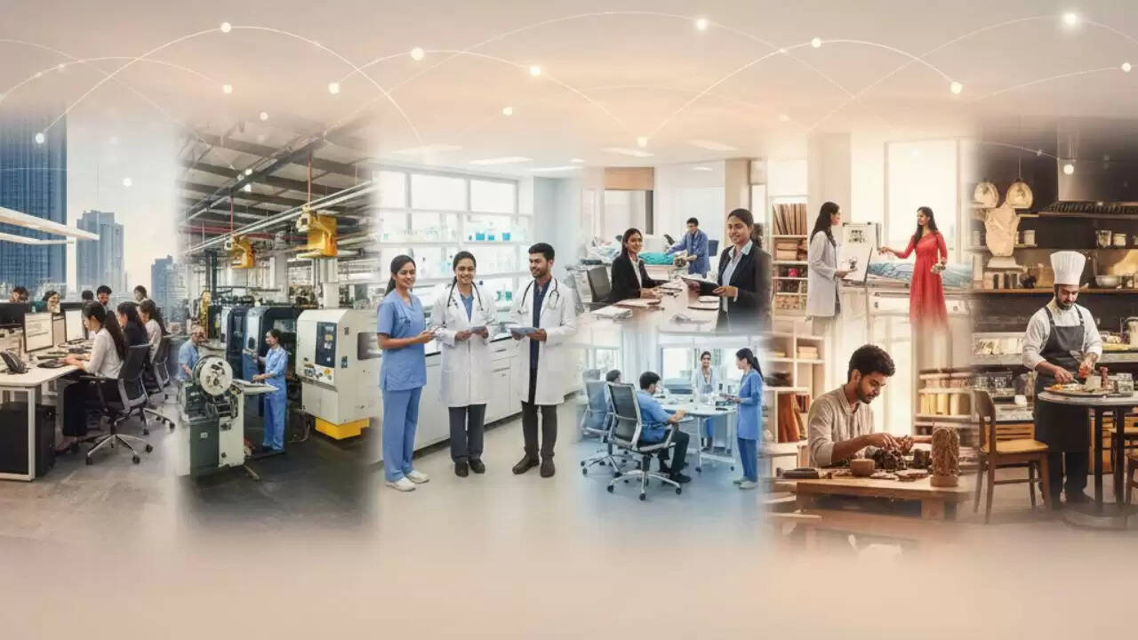 भारत में इलेक्ट्रॉनिक्स उत्पादन को बढ़ावा देने के लिए नई योजनाएं