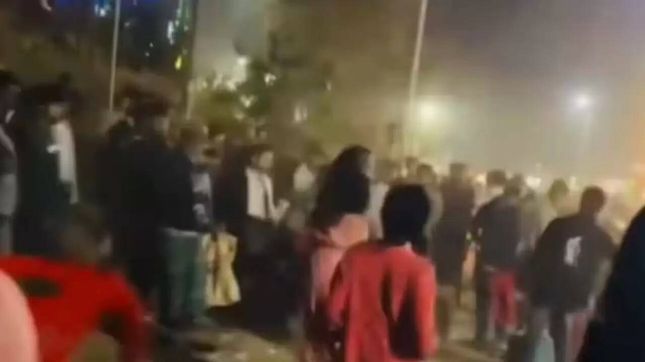 बांग्लादेश में वायरल वीडियो का सच: धार्मिक हिंसा का झूठा दावा