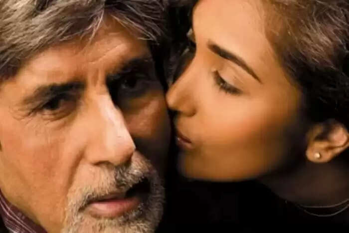 बॉलीवुड के अभिनेताओं ने छोटी अभिनेत्रियों के साथ किए बोल्ड सीन