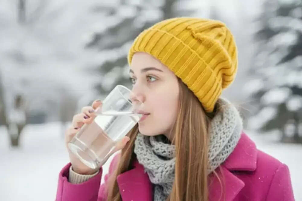 सर्दियों में डिहाइड्रेशन से बचने के उपाय