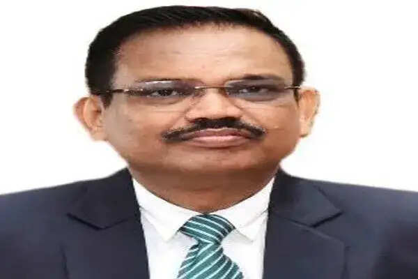 पंजाब के मुख्य सचिव केएपी सिन्हा को मिला प्रतिष्ठित सेवा पुरस्कार