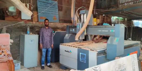प्रधानमंत्री रोजगार सृजन कार्यक्रम के मदद से संघर्ष से सफल उद्यमी की ओर अग्रसर साबिर