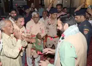 हरियाणा के सीएम नायब सैनी ने दीवाली पर पैतृक गांव में पूजा की