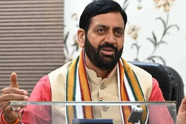 हरियाणा सरकार एक लाख परिवारों को देगी 100 गज के प्लॉट