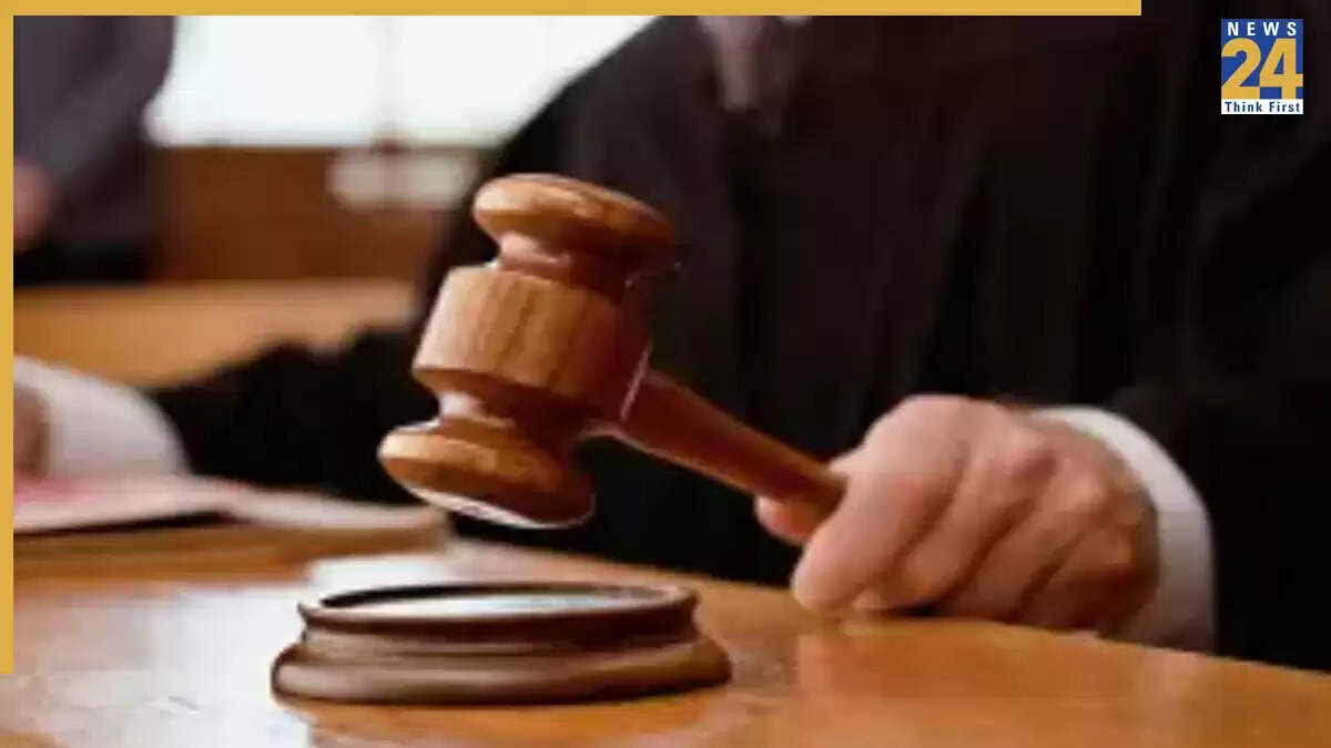 ग्रेटर नोएडा में उपभोक्ता आयोग का बड़ा फैसला: बीमा कंपनी को 2.15 लाख रुपये का भुगतान करने का आदेश