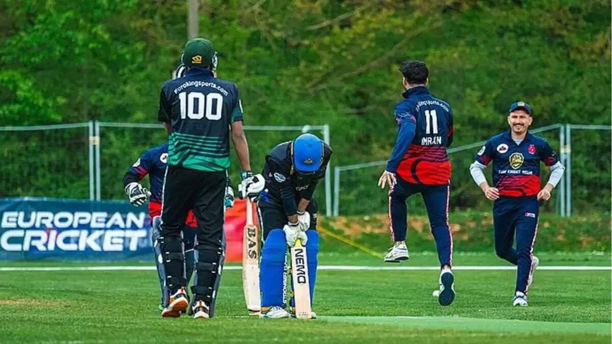भारतीय मूल के बल्लेबाज ने T20I में 27 गेंदों में शतक जड़कर रच दिया इतिहास