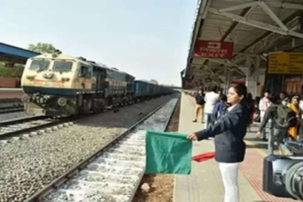 रेलवे कर्मचारियों के लिए 1,866 करोड़ का बोनस, वंदे भारत स्लीपर ट्रेनें जल्द शुरू होंगी