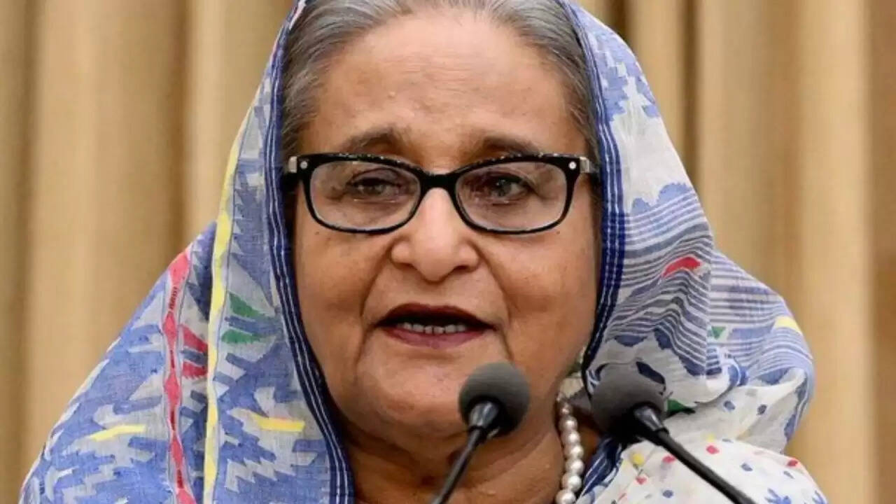 बांग्लादेश में अल्पसंख्यकों के खिलाफ हिंसा पर शेख हसीना की चिंता