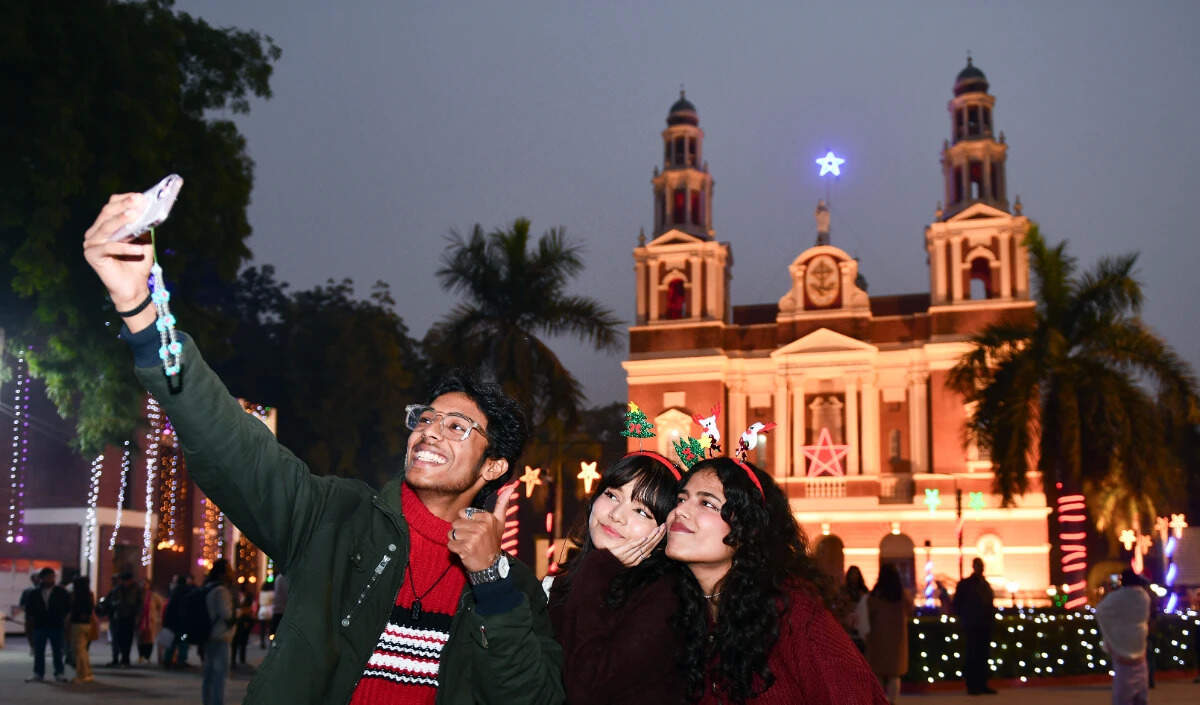 दिल्ली में क्रिसमस मनाने के लिए 5 बेहतरीन स्थान
